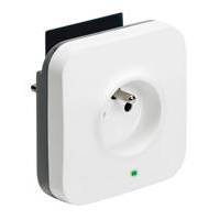 Prises protégées 2P+T + 2 x USB + support téléphone avec parafoudre